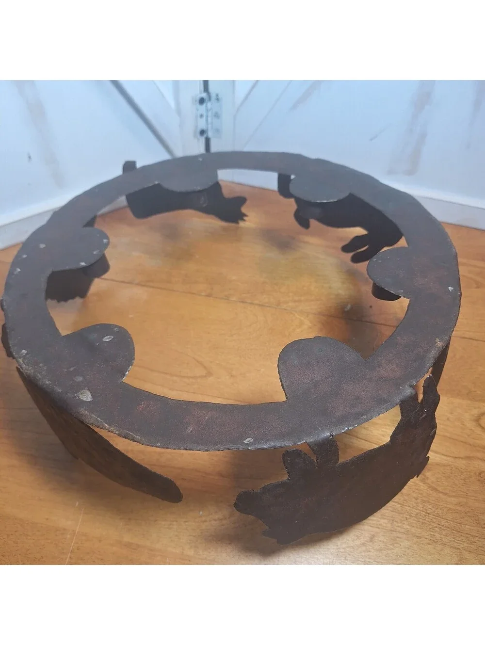 Unbranded Metal Candle Ring Farm Animals Round 12.5